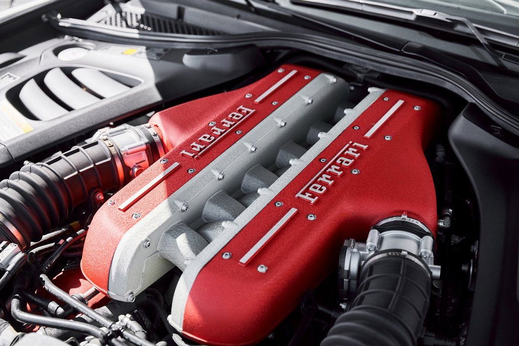 Used 2019 Ferrari GTC4Lusso AWD/4WD image 19