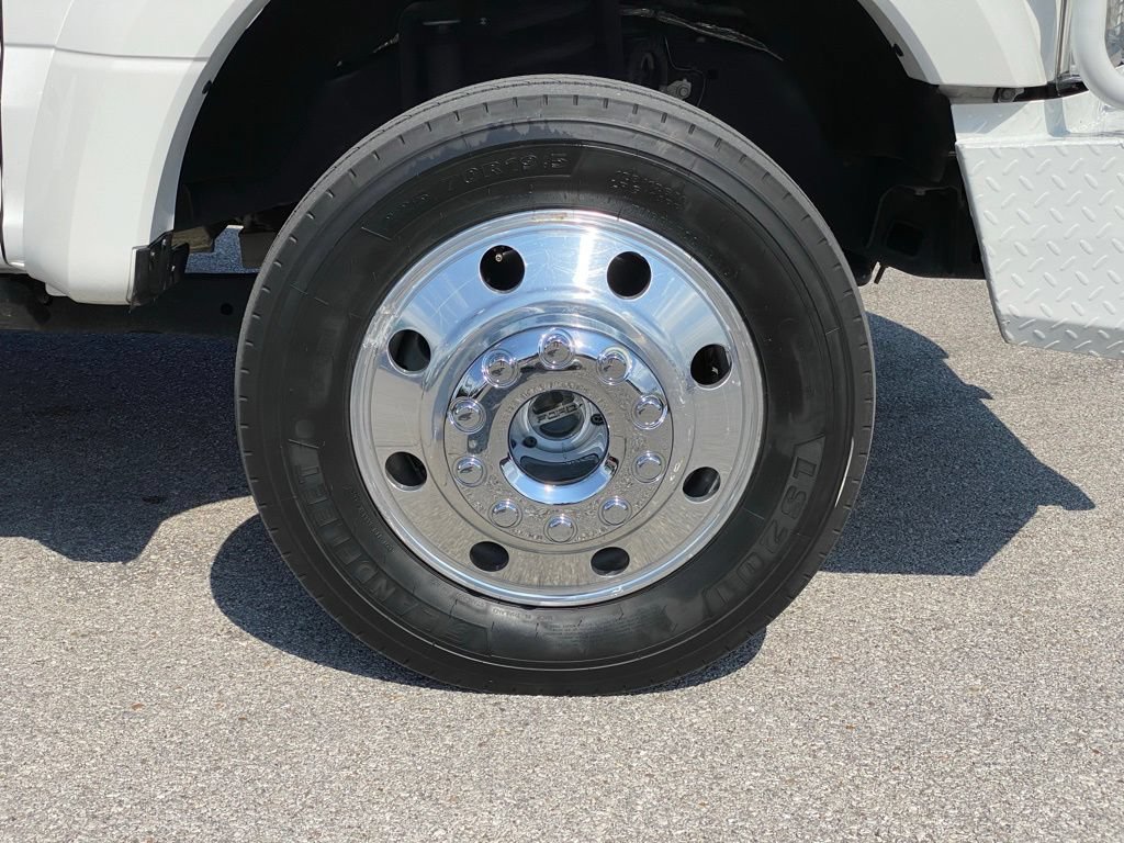 Used 2022 Ford F450 Platinum w/ FX4 Off-Road Package AWD/4WD image 30