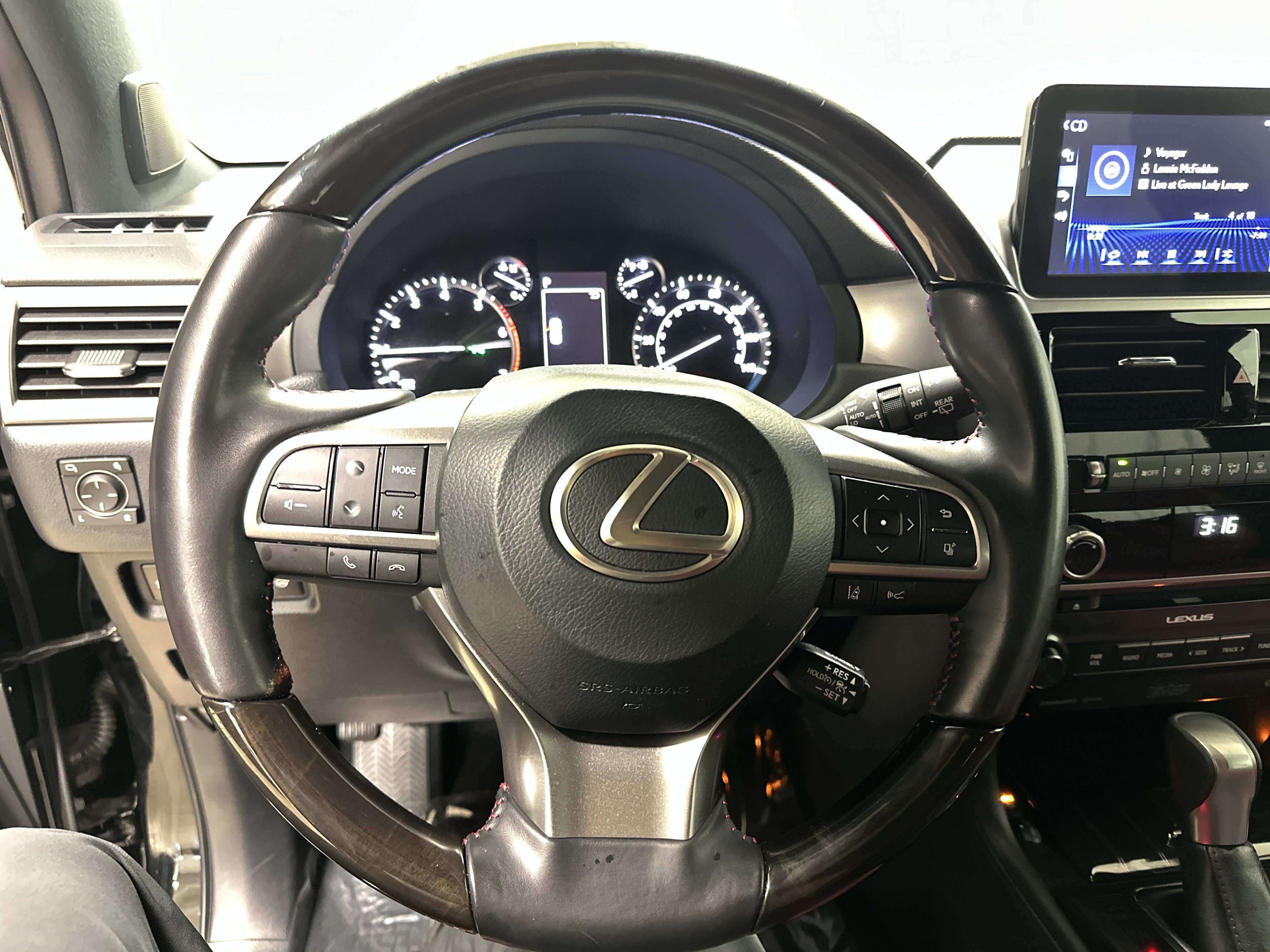 Certified 2022 Lexus GX 460 Premium AWD/4WD image 18
