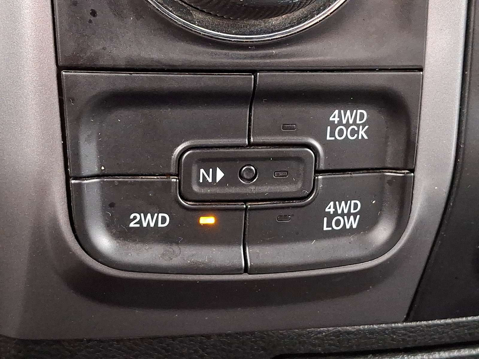 Used 2024 RAM 1500 Classic SLT AWD/4WD image 23