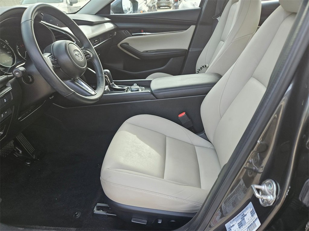 Used 2025 MAZDA MAZDA3 s image 9