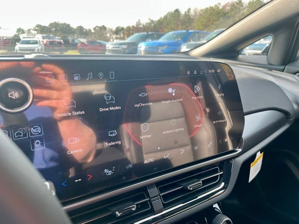 New 2026 Chevrolet Equinox EV RS w/ LPO, All-Weather Mat Package FWD image 13