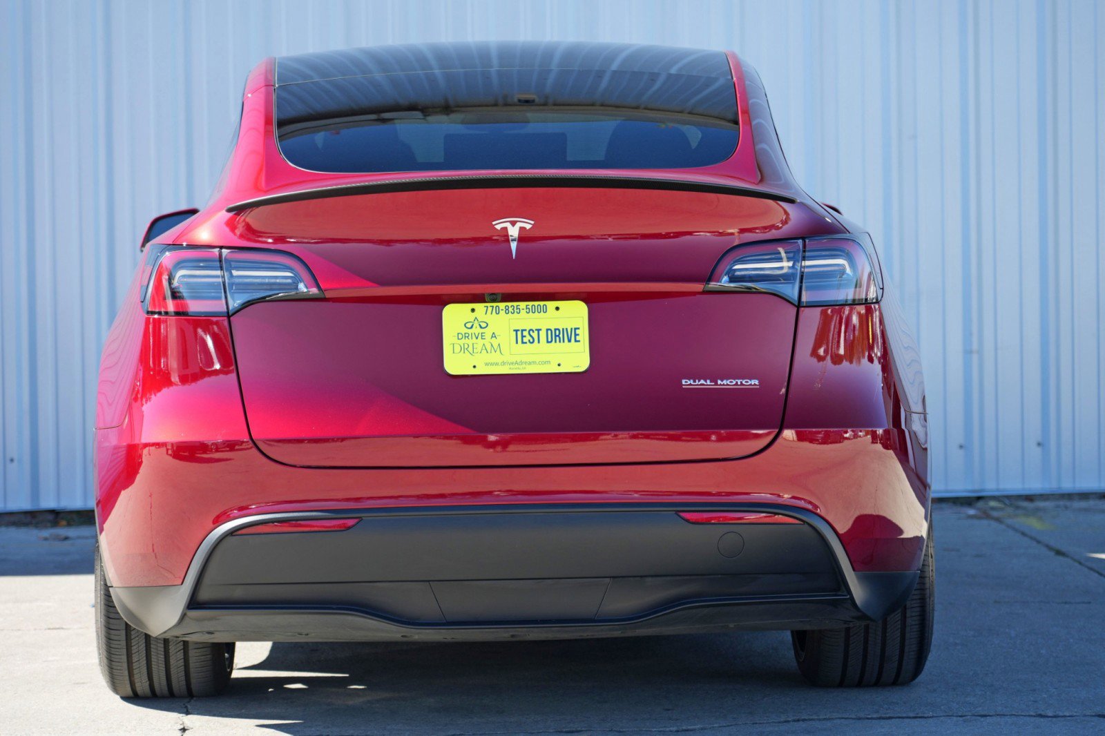 Used 2024 Tesla Model Y Performance image 11