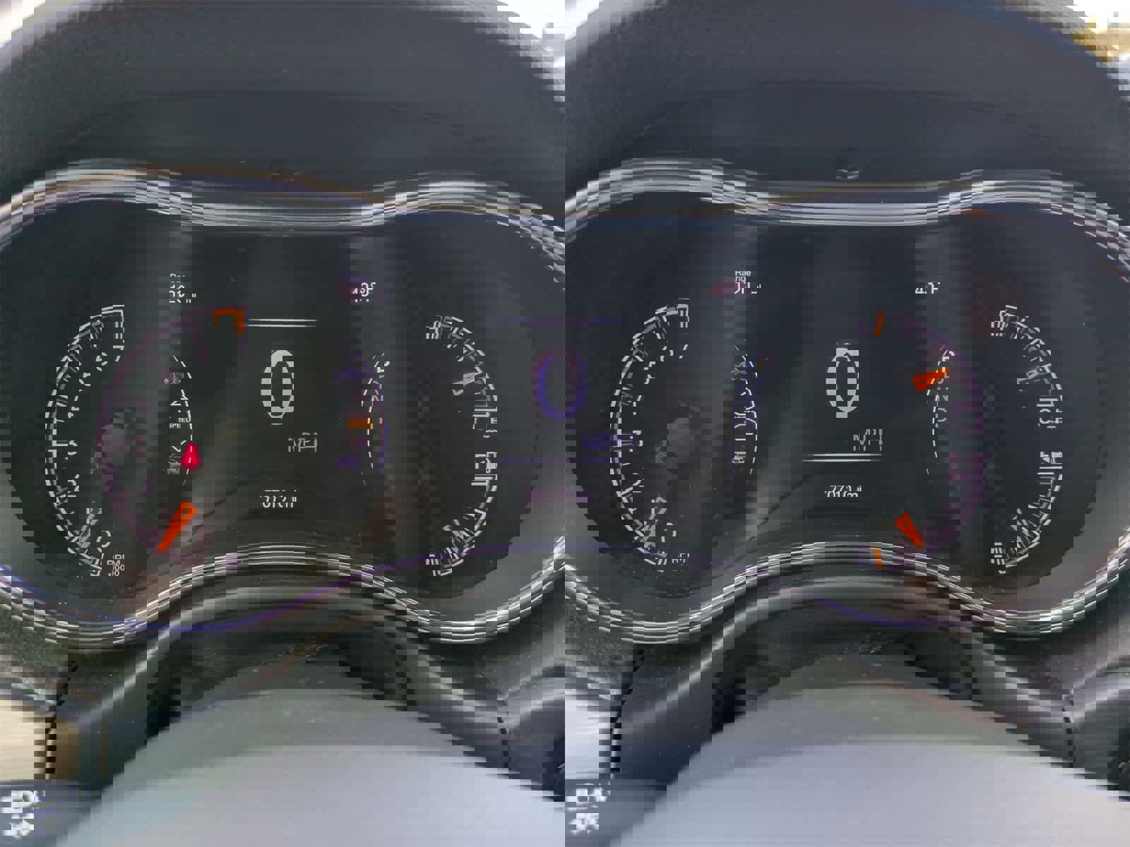 Used 2019 Jeep Grand Cherokee Altitude image 32