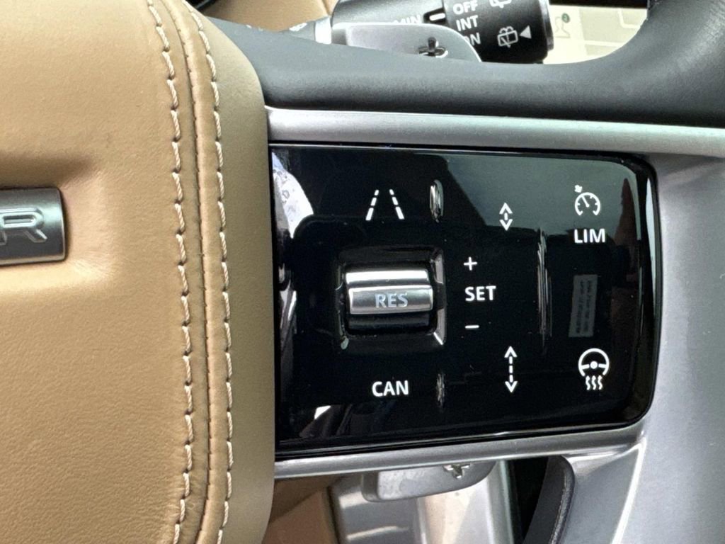 Certified 2023 Land Rover Range Rover SE AWD/4WD image 28