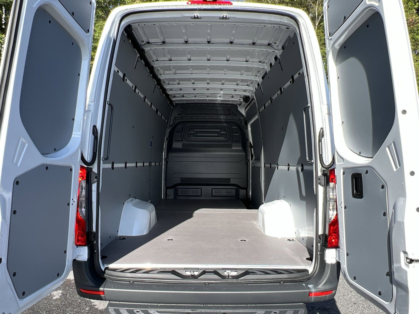 New 2026 Mercedes-Benz Sprinter 3500 image 26