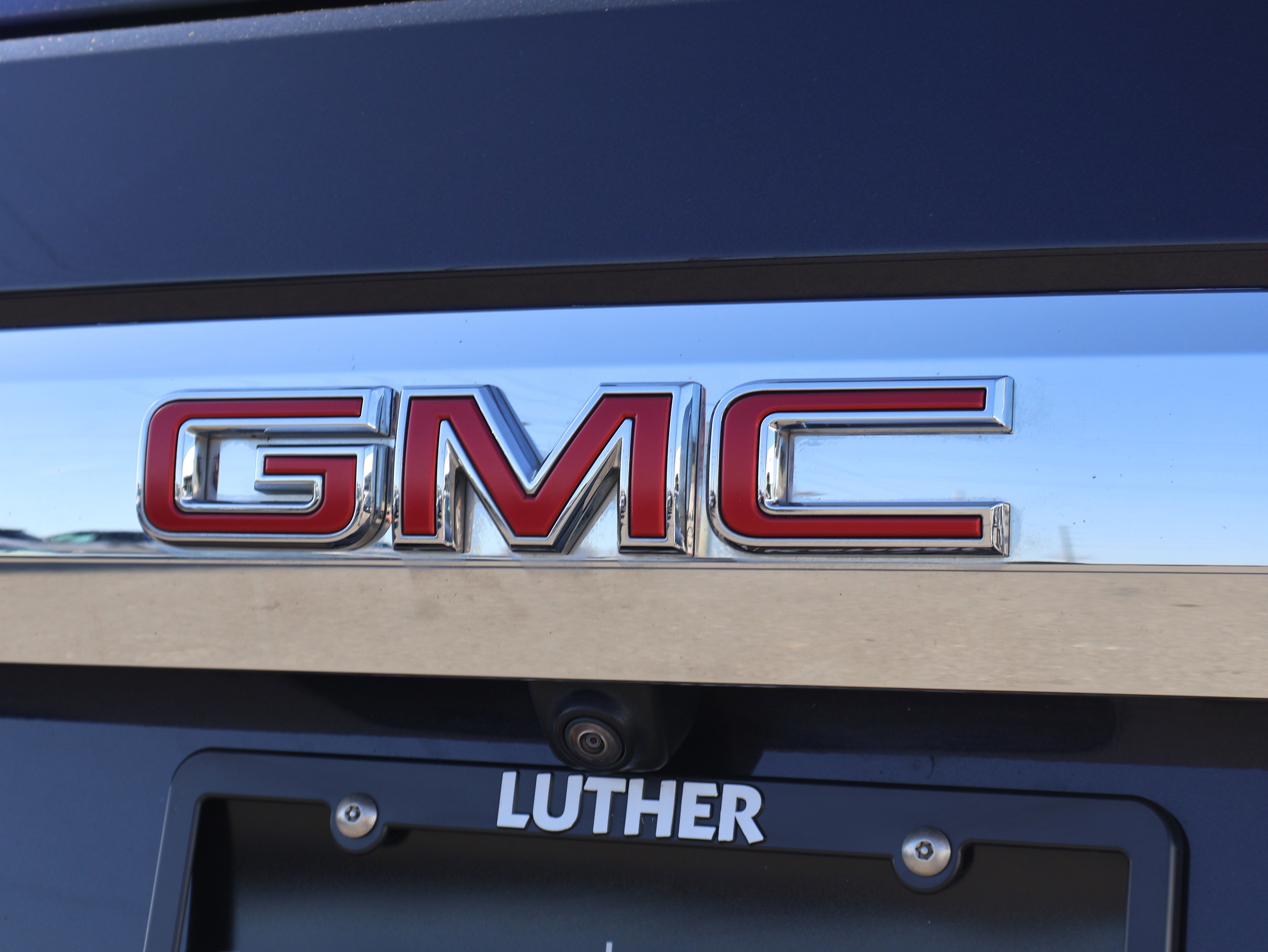 Used 2024 GMC Yukon SLT image 18