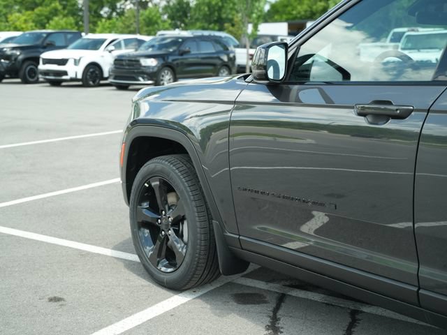 New 2026 Jeep Grand Cherokee L Limited w/ Limited Altitude Package AWD/4WD image 42