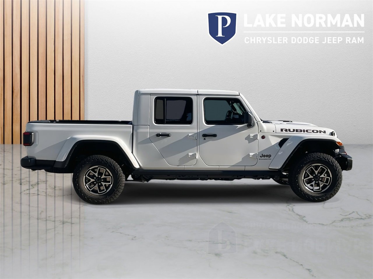 New 2025 Jeep Gladiator Rubicon image 10