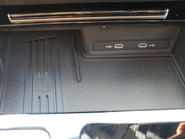 New 2026 Volkswagen Atlas SE FWD image 22