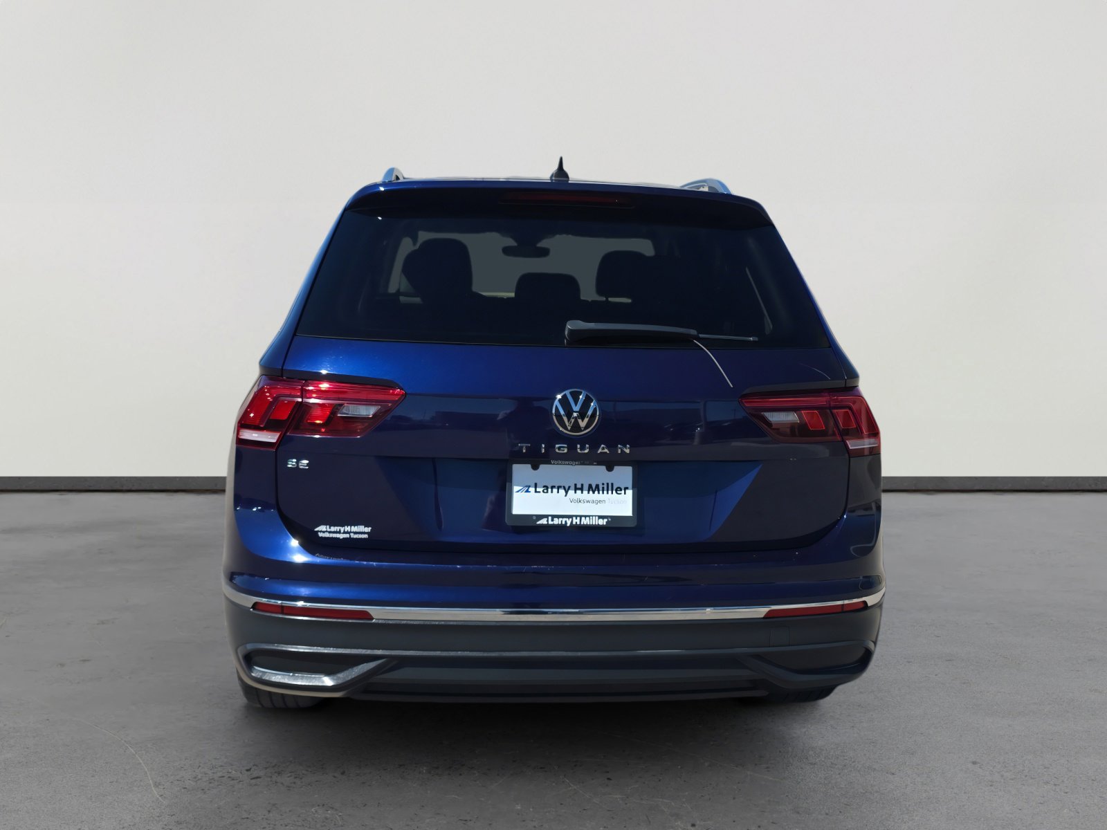 Used 2022 Volkswagen Tiguan SE image 4