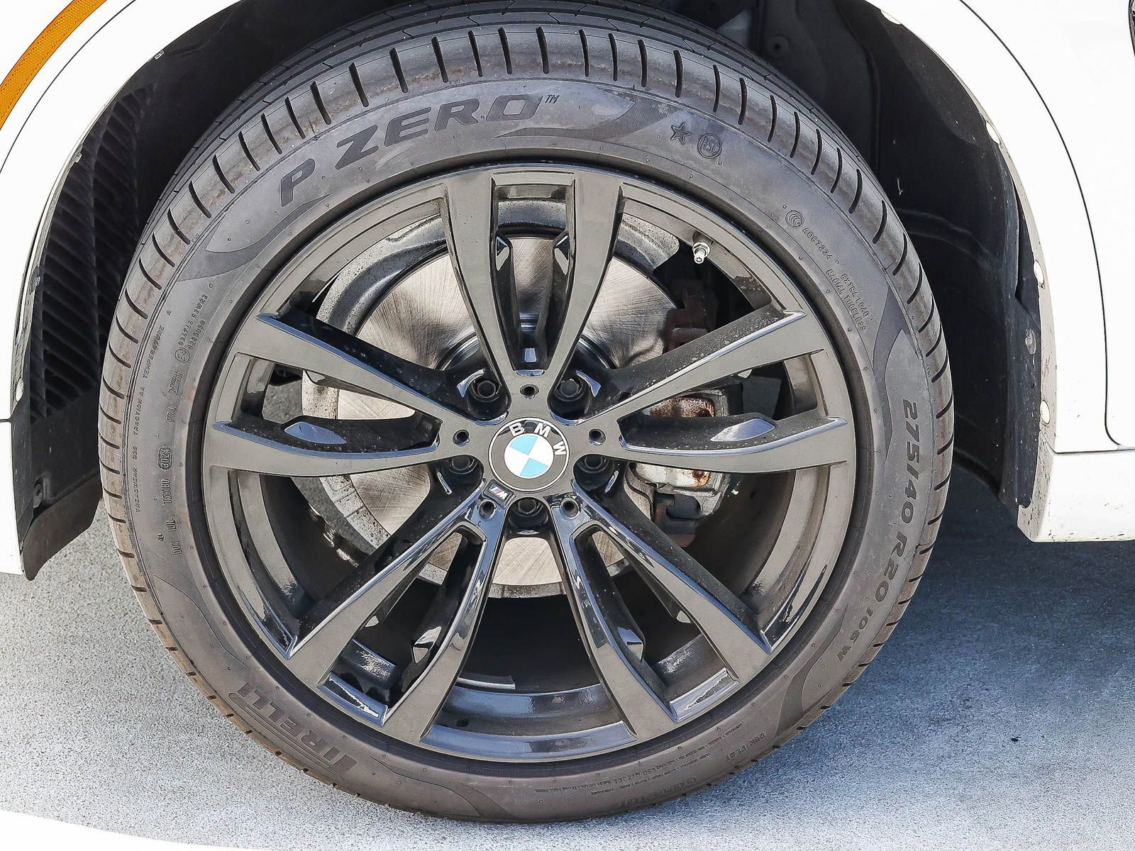 Used 2019 BMW X6 sDrive35i w/ M Sport Package RWD image 9