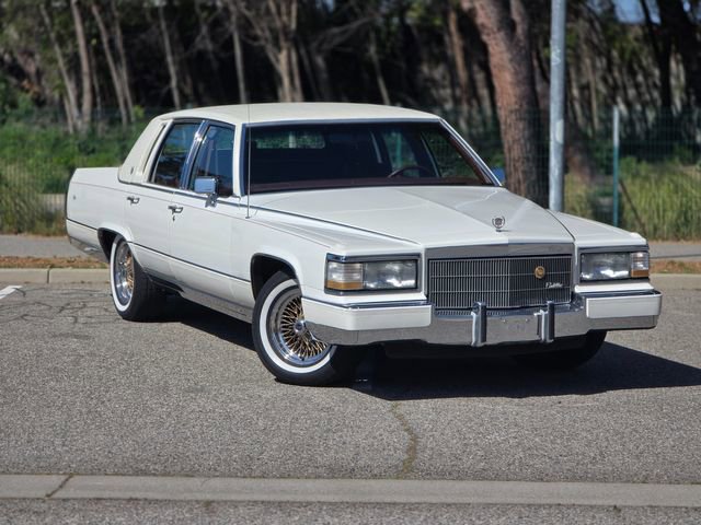 Used 1991 Cadillac Brougham image 2