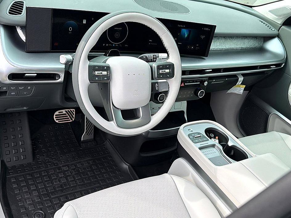 New 2026 Hyundai Ioniq 9 Calligraphy image 6