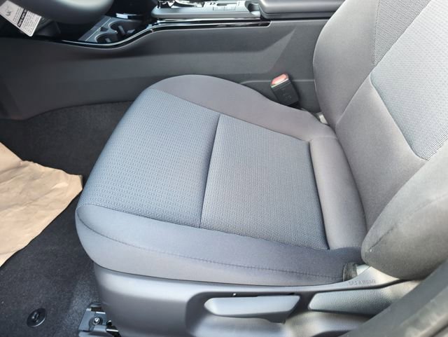 New 2026 Toyota Prius LE image 25