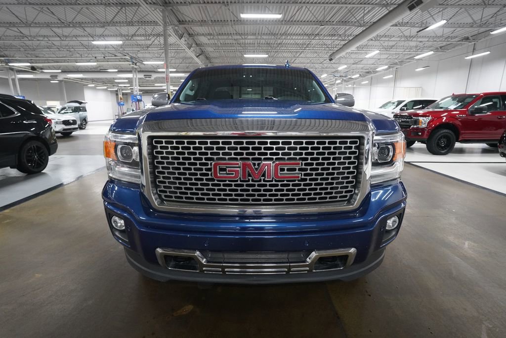 Used 2015 GMC Sierra 1500 Denali w/ Driver Alert Package AWD/4WD image 11