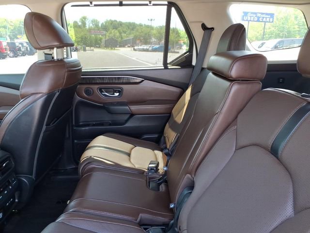 Used 2024 Honda Pilot Elite image 12