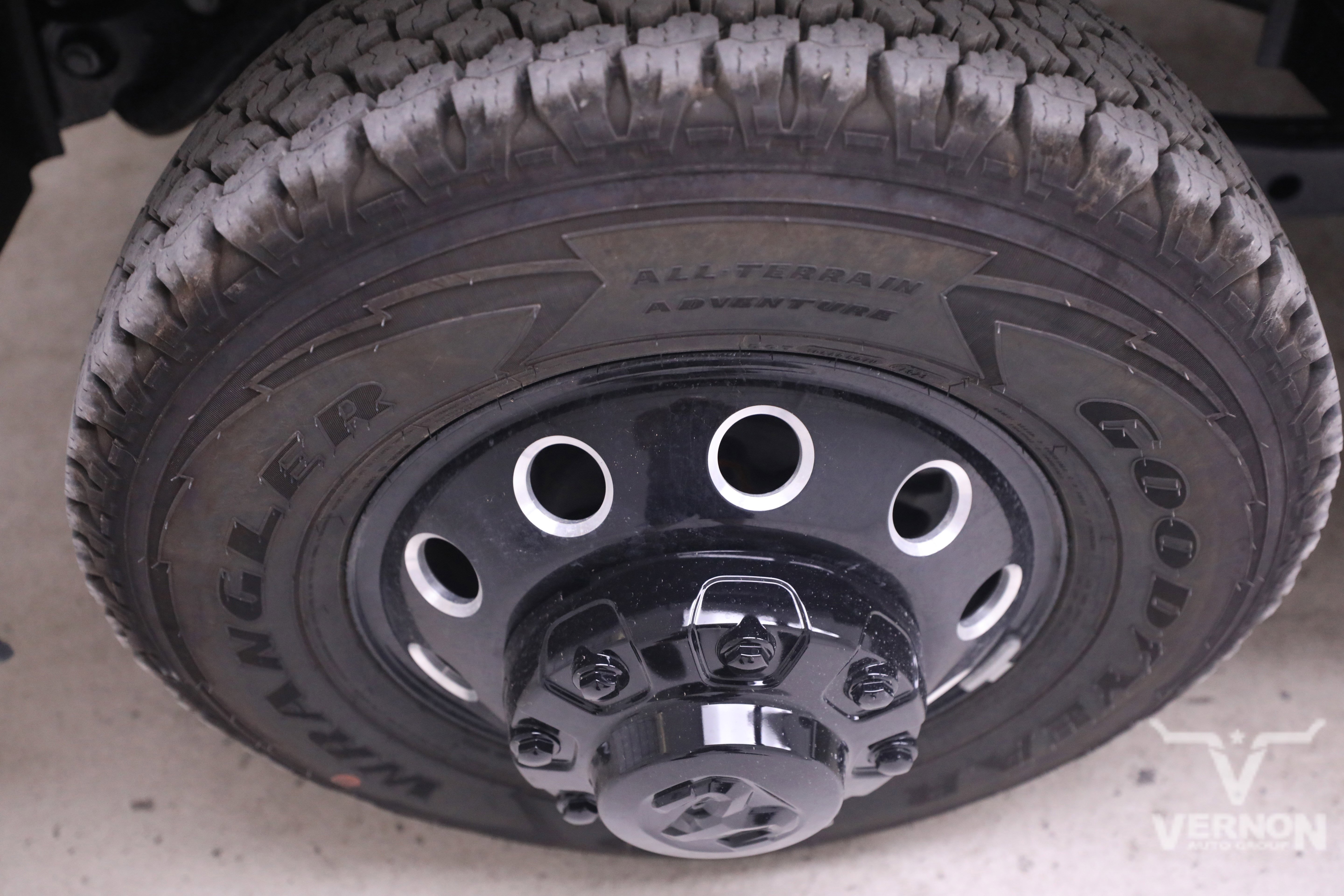 New 2025 RAM 3500 Laramie image 40