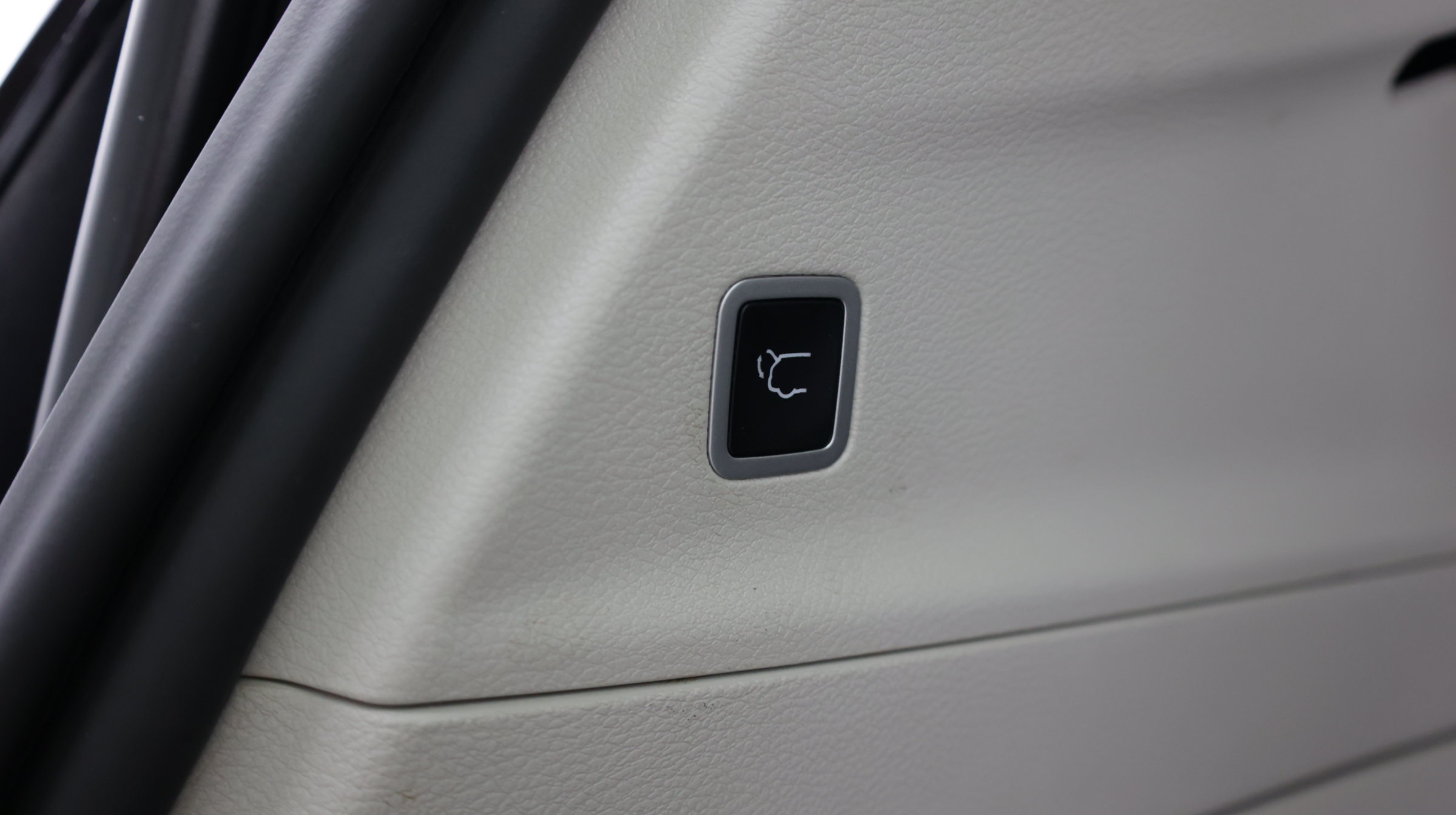 Used 2023 Chrysler Pacifica Limited FWD image 38