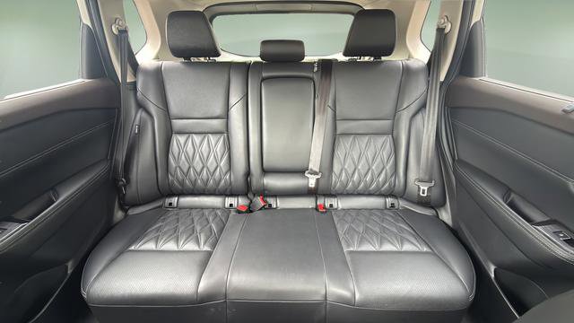 Used 2023 Nissan Rogue Platinum w/ Platinum Premium Package AWD/4WD image 14
