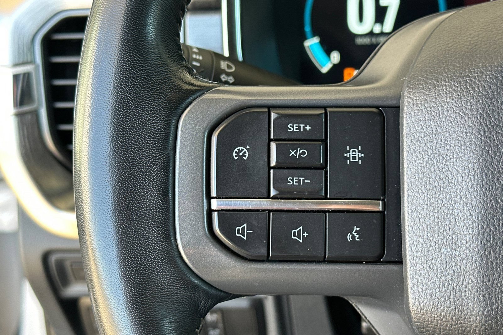 Used 2022 Ford F150 Lariat w/ Equipment Group 501A Mid AWD/4WD image 27
