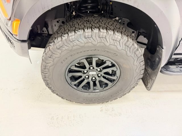 Used 2025 Ford F150 Raptor AWD/4WD image 16