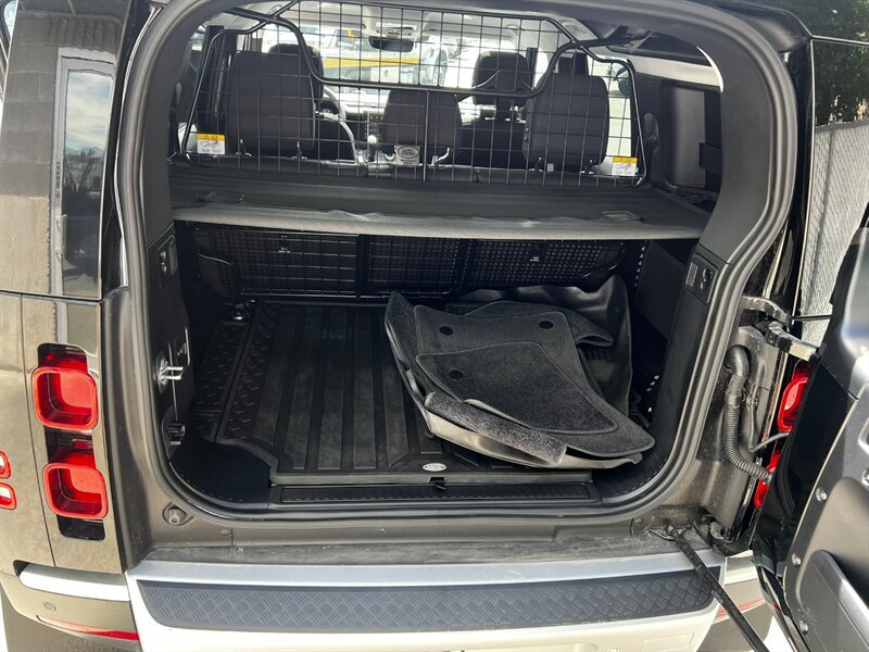 Used 2025 Land Rover Defender 110 S AWD/4WD image 25
