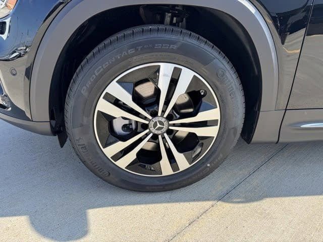 New 2025 Mercedes-Benz GLB 250 image 10