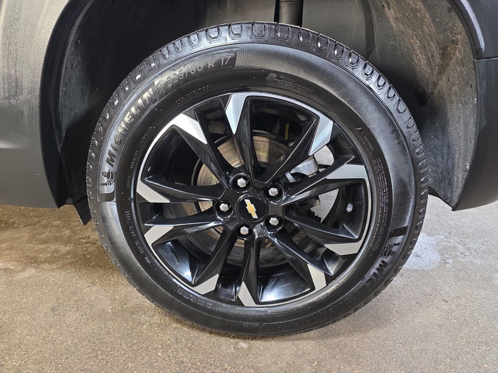 Used 2023 Chevrolet TrailBlazer LT AWD/4WD image 31