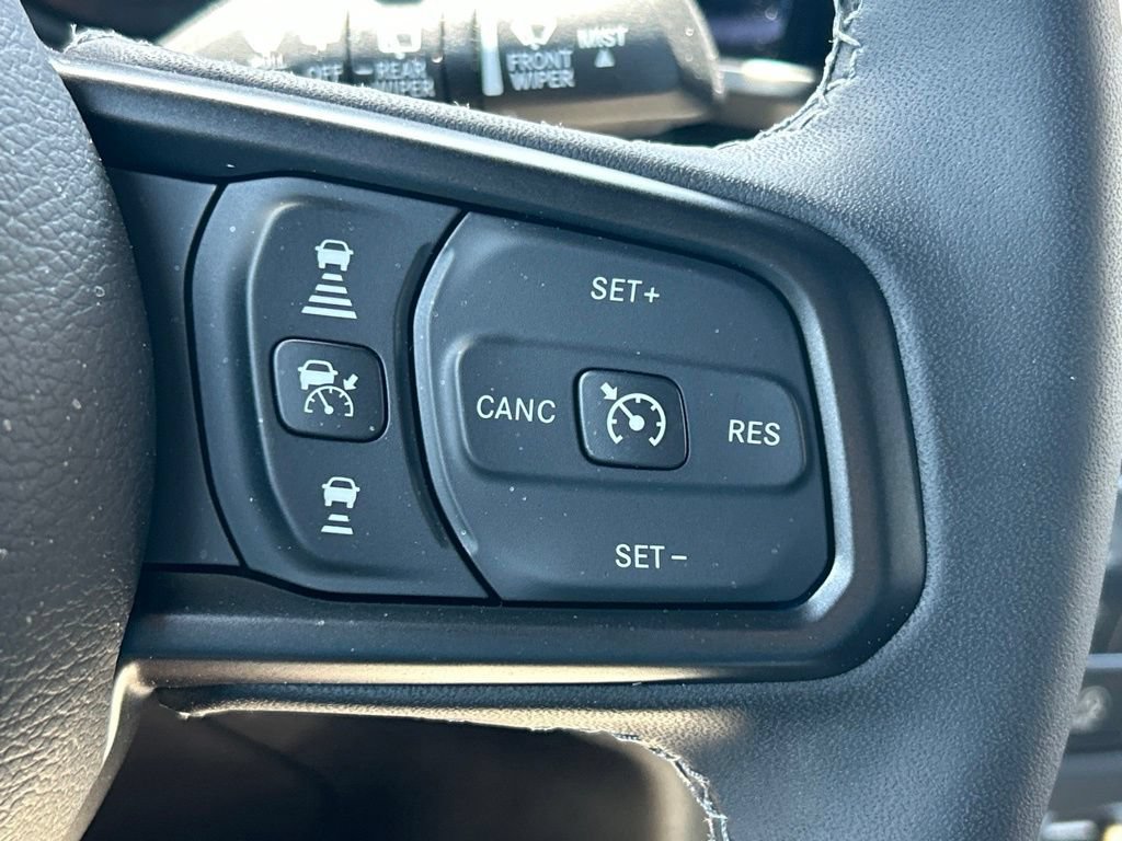 Used 2026 Jeep Wrangler Unlimited Rubicon AWD/4WD image 26