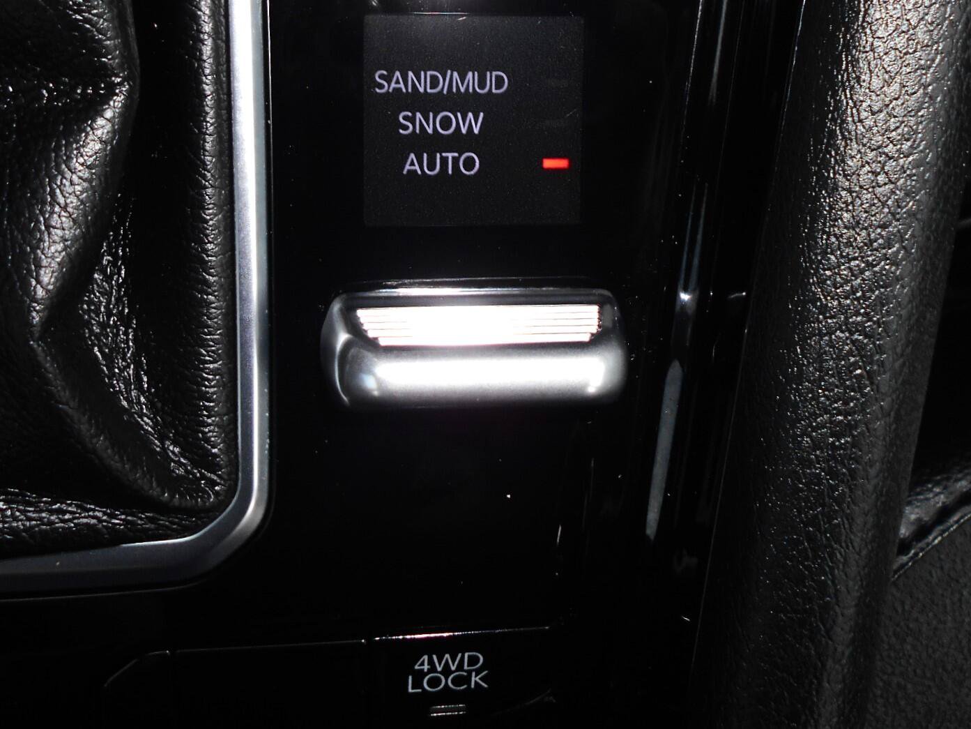 Certified 2023 Jeep Compass High Altitude AWD/4WD image 13
