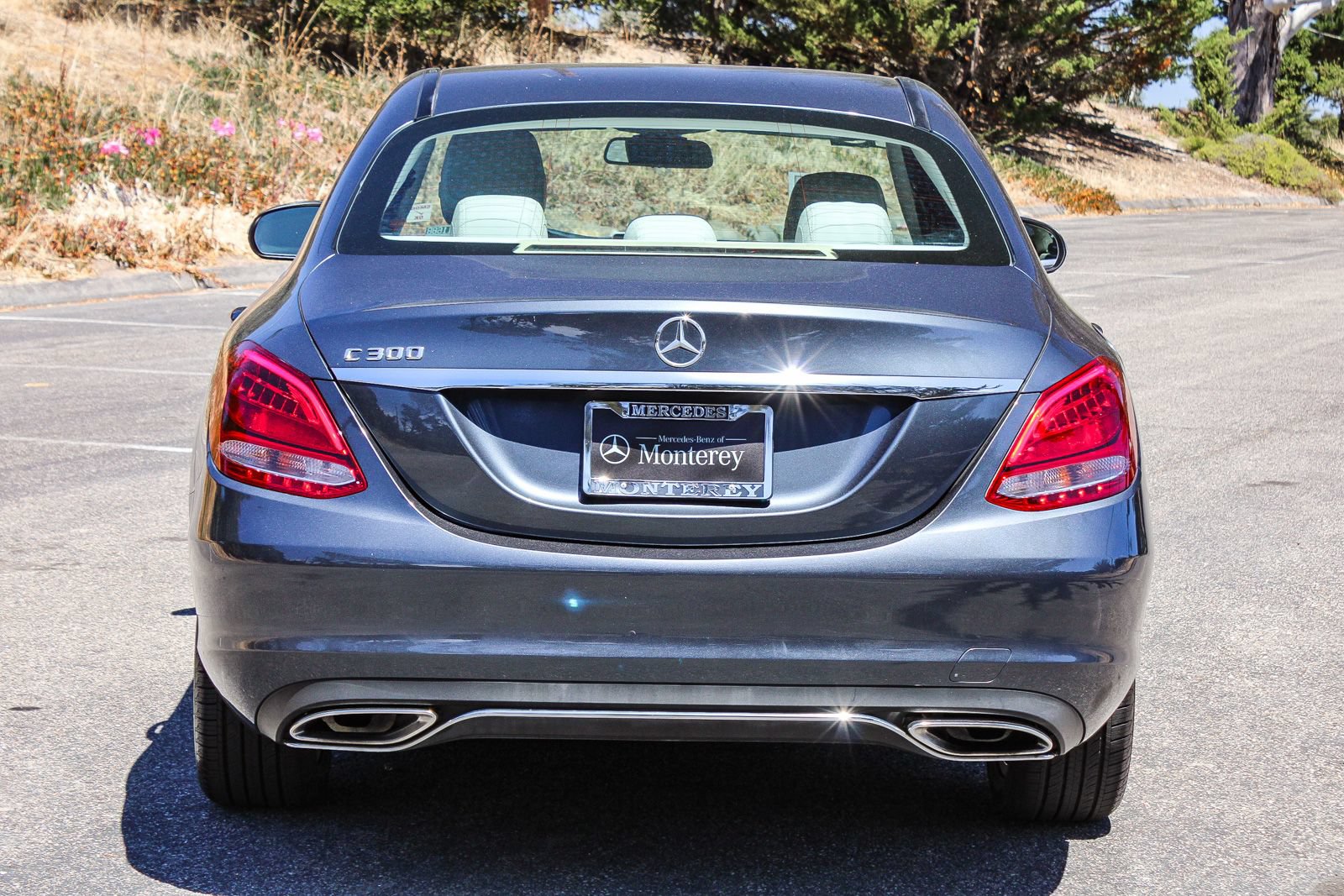 Used 2015 Mercedes-Benz C 300 Sedan image 7