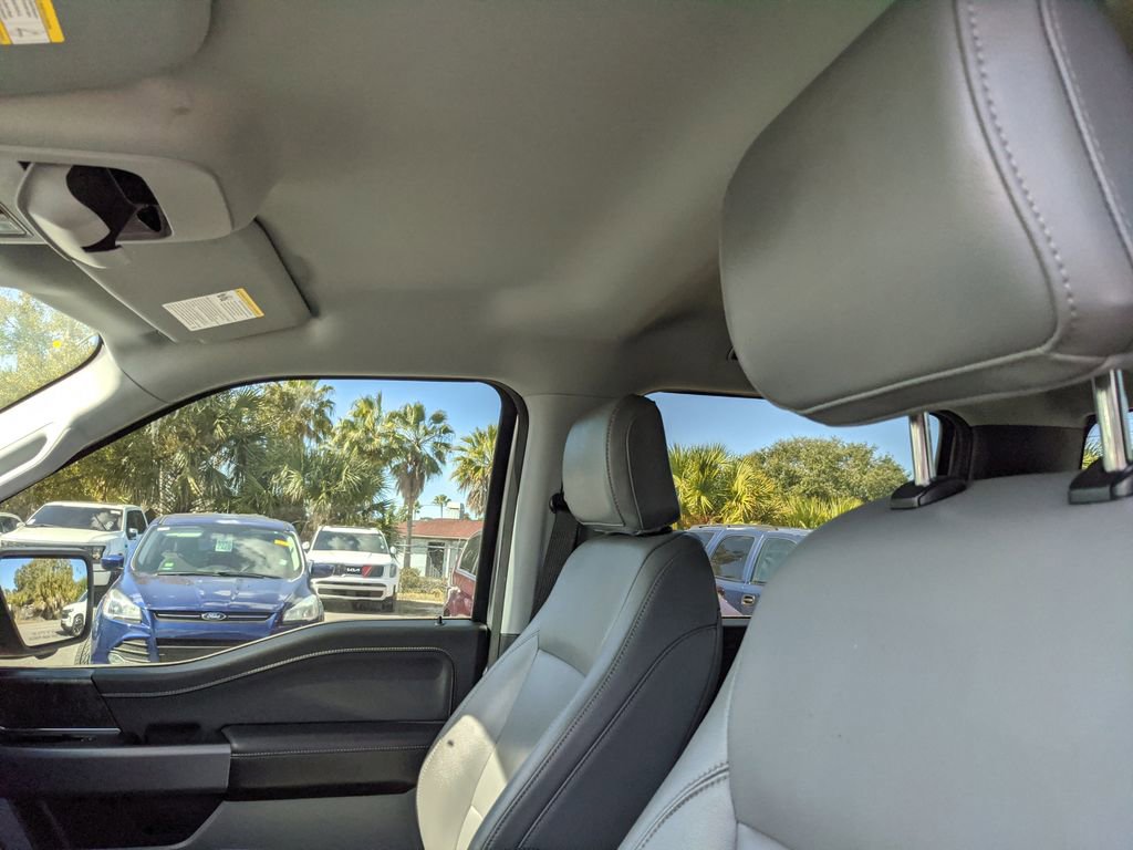 Used 2025 Ford F150 Lightning Flash image 25