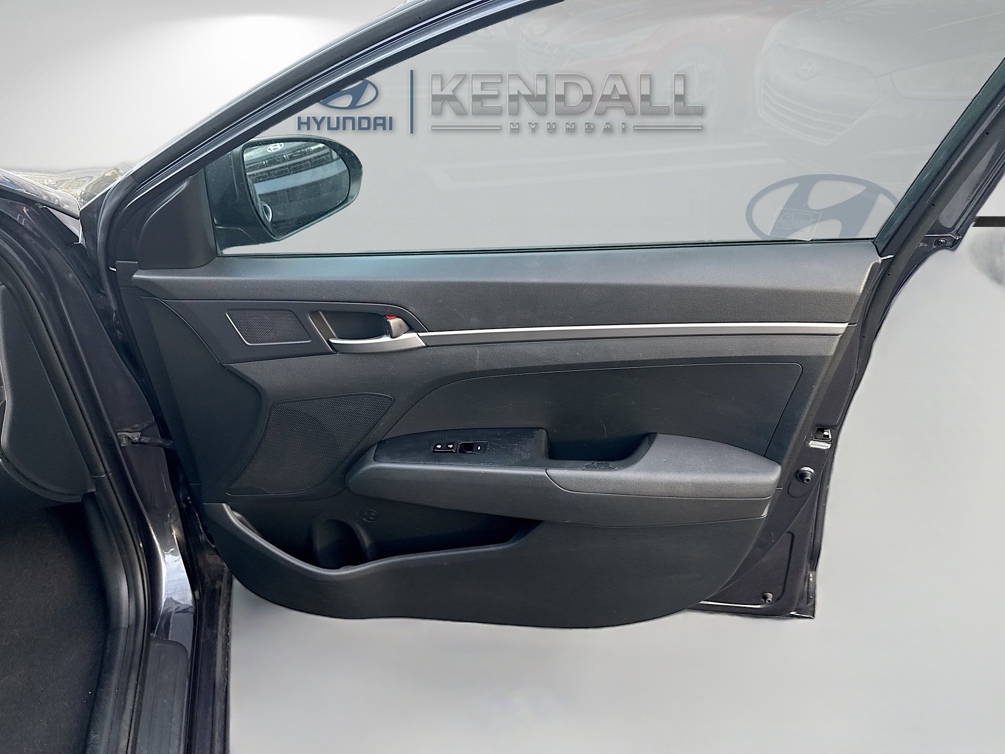 Used 2020 Hyundai Elantra SE w/ Cargo Package (C1) image 30