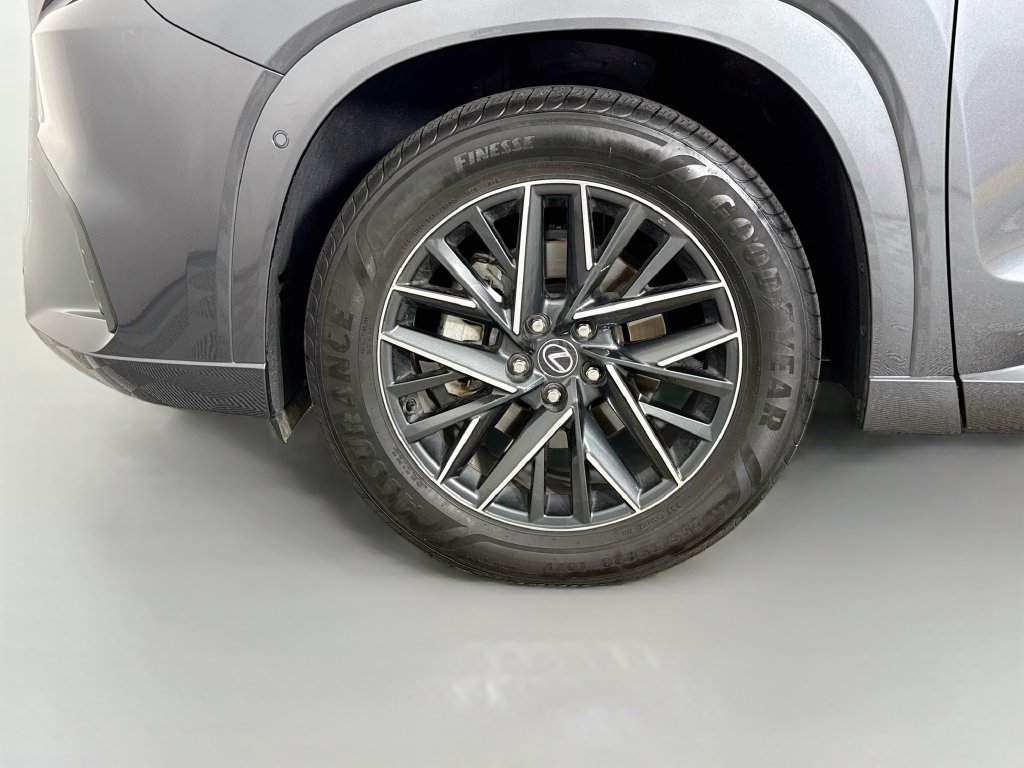 Certified 2024 Lexus TX 350 AWD w/ Captains Chair Package image 33