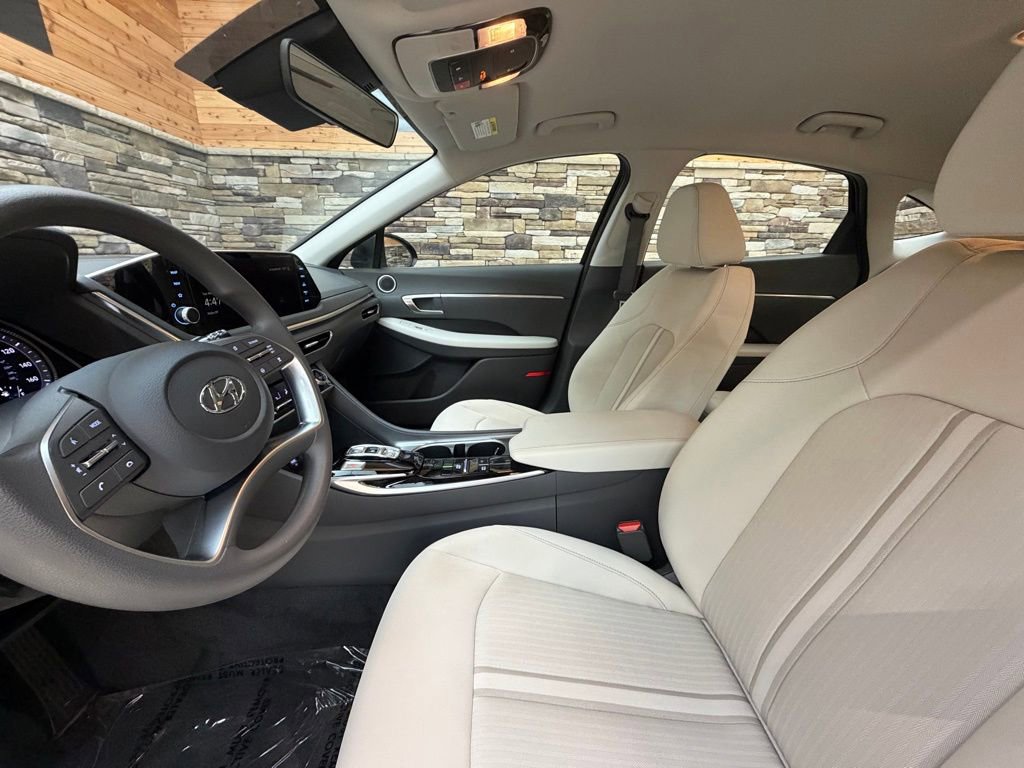 Used 2023 Hyundai Sonata SEL image 11