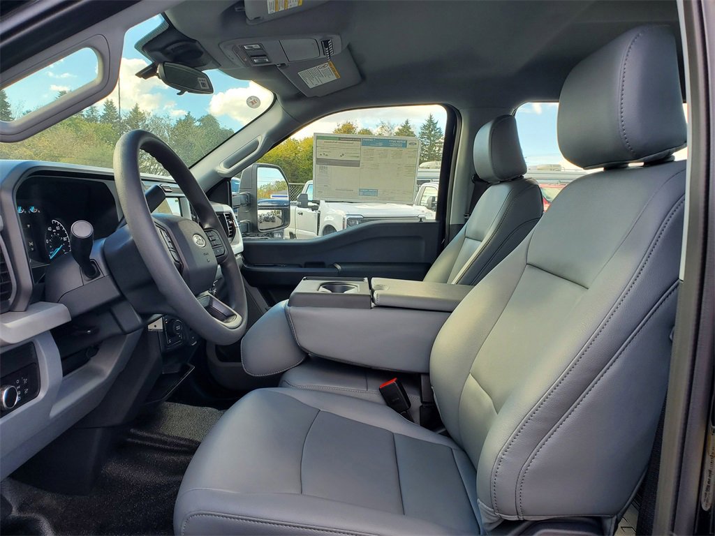 New 2026 Ford F350 XL w/ XL Driver Assist Package image 8