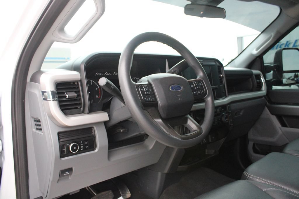 Used 2026 Ford F350 XL w/ STX Appearance Package AWD/4WD image 2