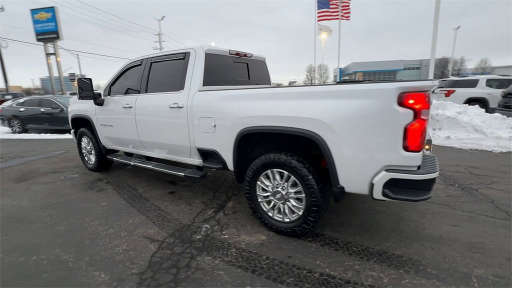 Used 2020 Chevrolet Silverado 2500 High Country w/ Z71 Off-Road Package image 6