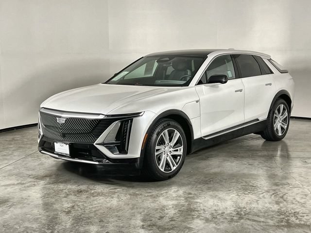Certified 2024 Cadillac Lyriq Tech RWD image 4