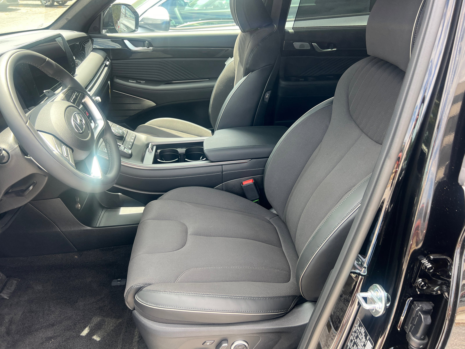 New 2025 Hyundai Palisade Calligraphy image 9