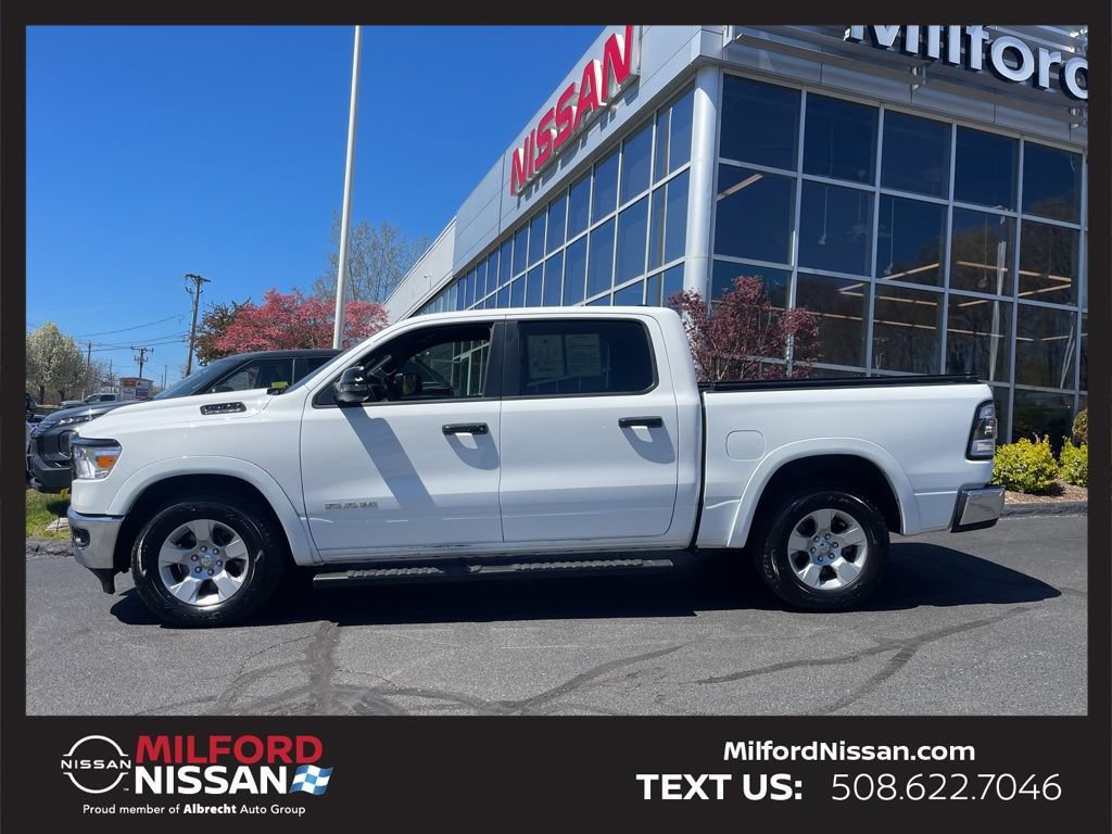 Used 2023 RAM 1500 Big Horn AWD/4WD image 3