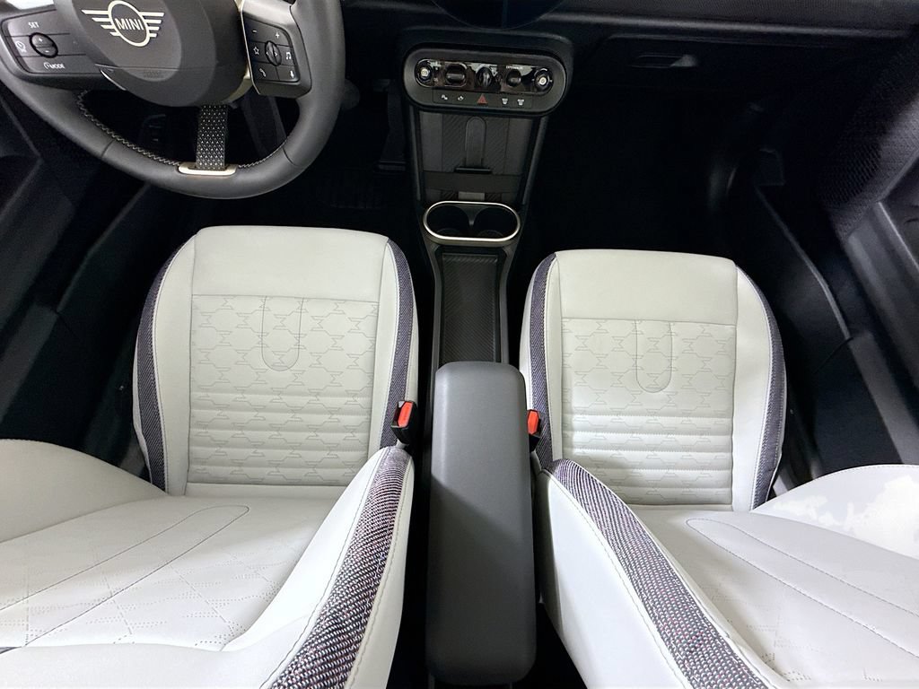 Certified 2025 MINI Cooper S FWD image 16