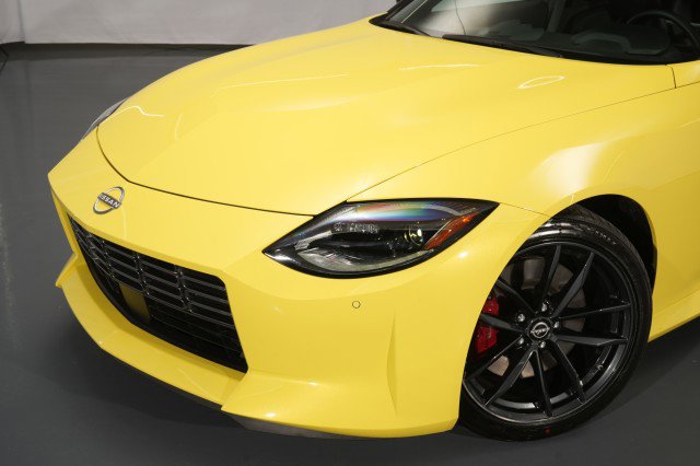 Used 2024 Nissan Z Performance w/ Floor Mat Package RWD image 3