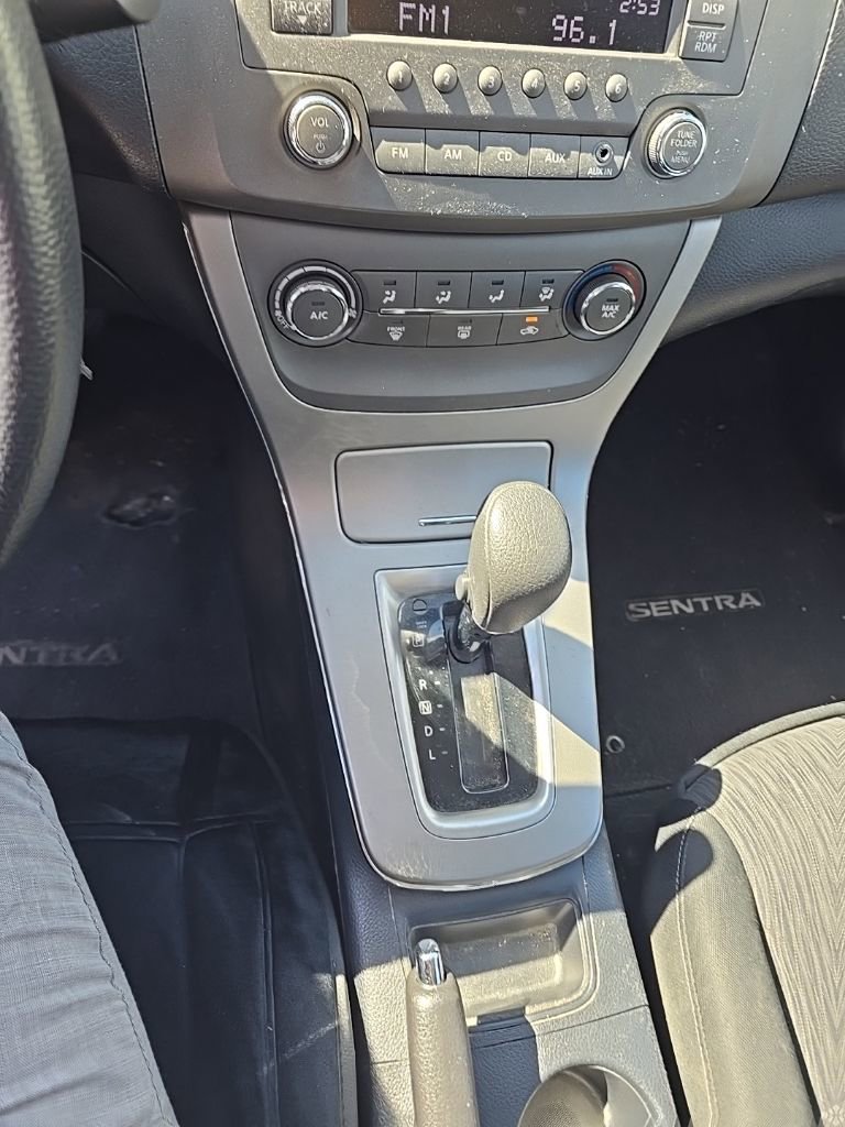 Used 2014 Nissan Sentra SV image 5