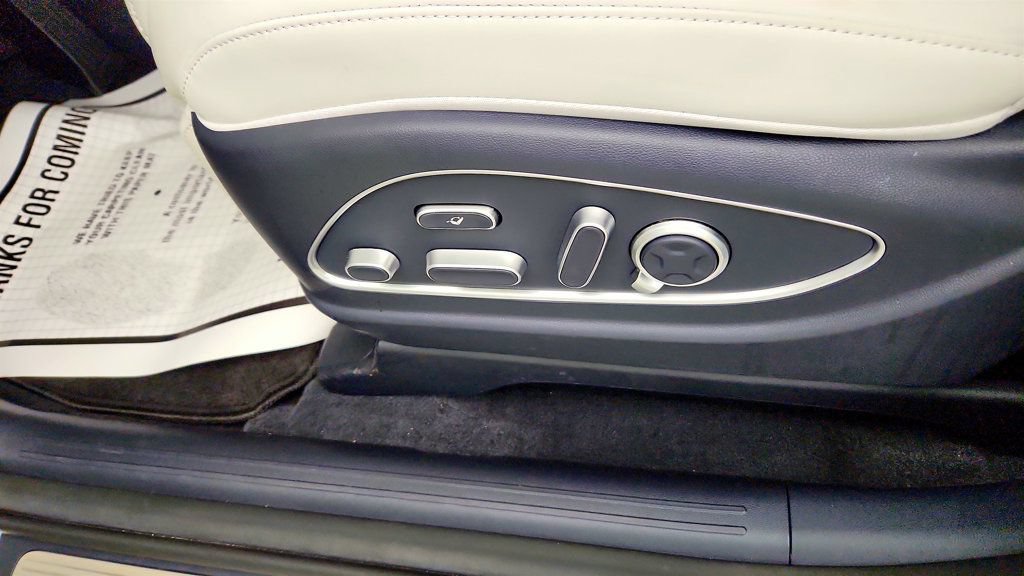 Used 2026 Hyundai Palisade Calligraphy FWD image 12