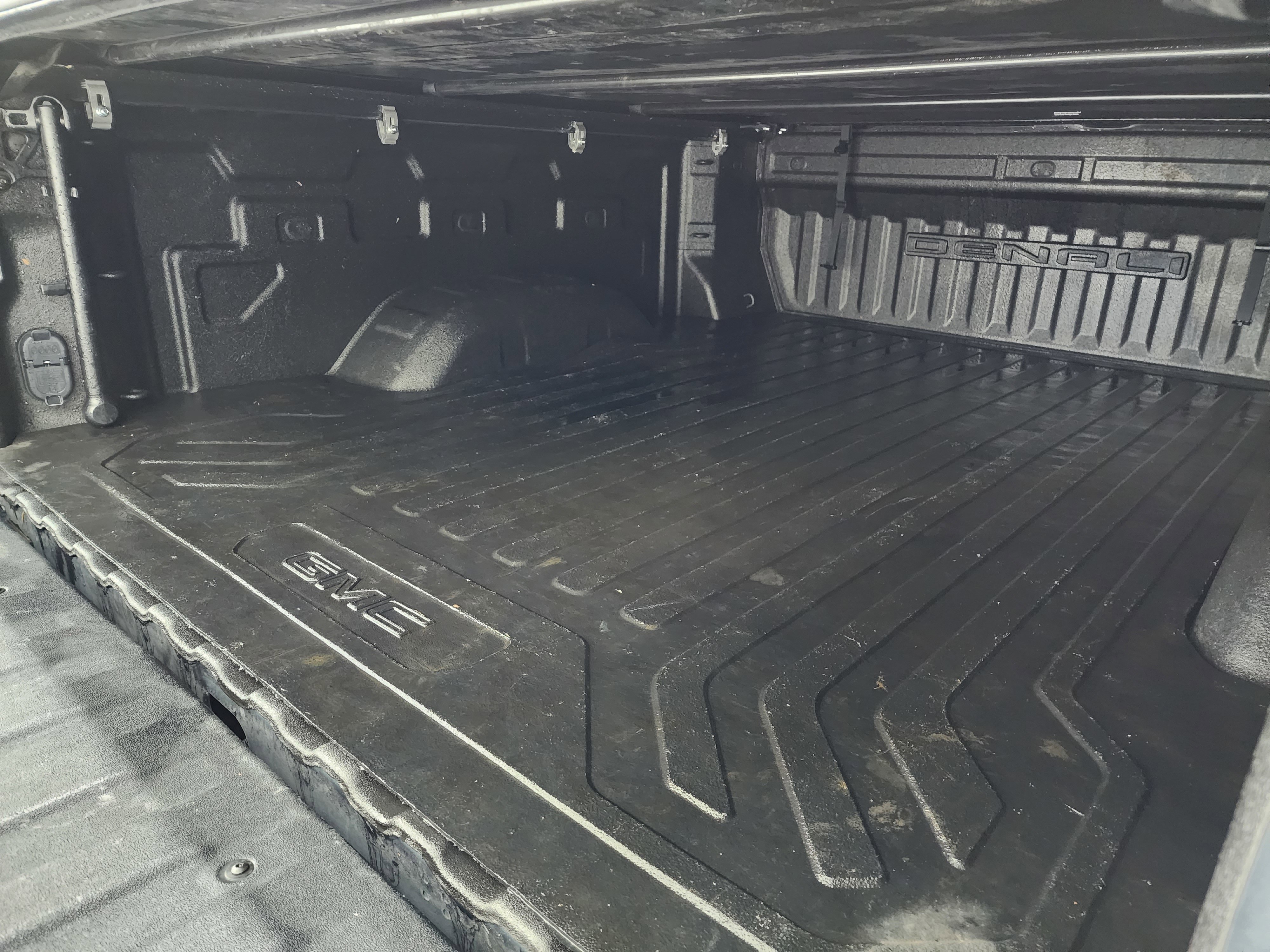 Used 2023 GMC Sierra 3500 Denali w/ Denali Ultimate Package image 5