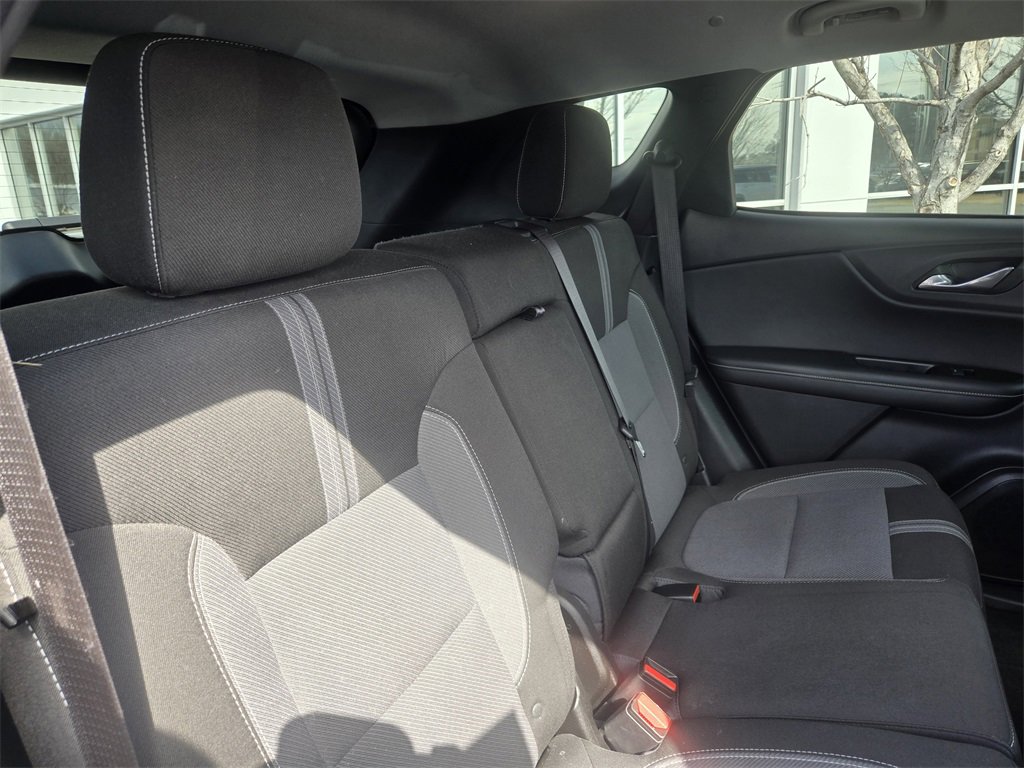 Used 2025 Chevrolet Blazer LT image 21