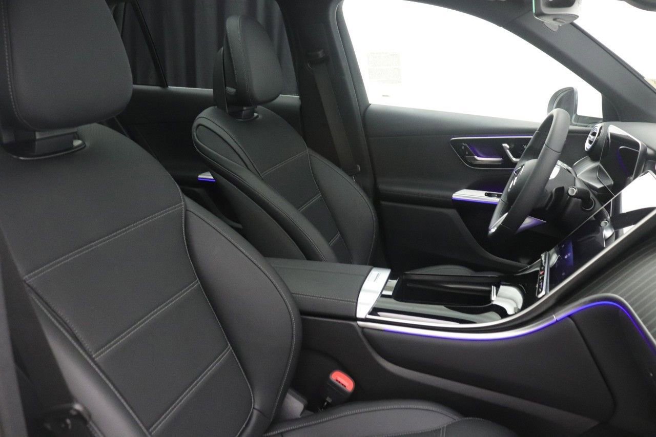 Used 2026 Mercedes-Benz GLC 300 image 31
