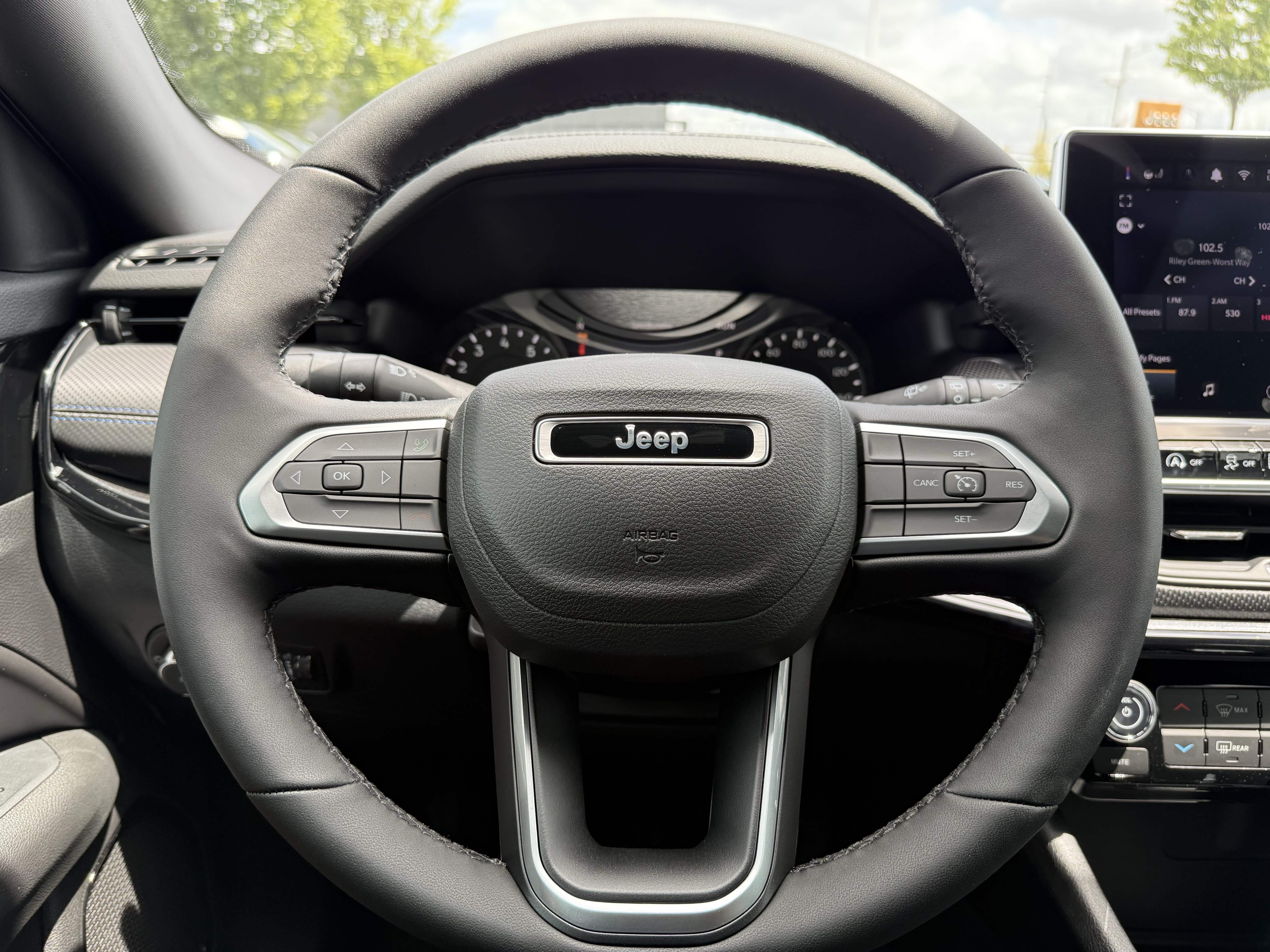 New 2026 Jeep Compass Latitude AWD/4WD image 17